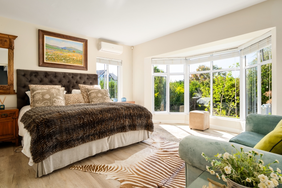 7 Bedroom Property for Sale in Belvidere Estate Western Cape